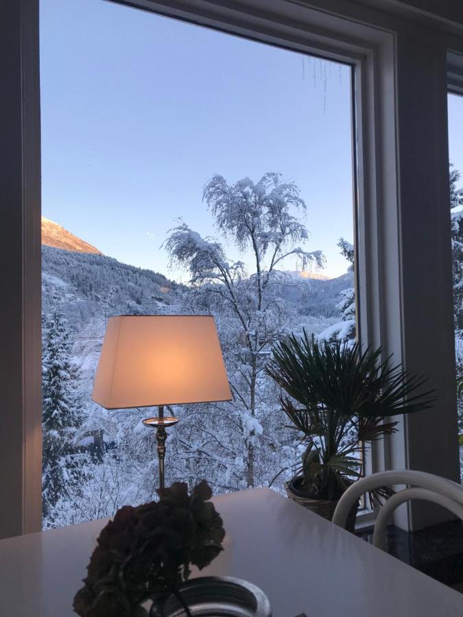 Forde Pensjonat Bagian luar foto